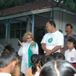 GCC Founder Talking with the children on World Envronment Day