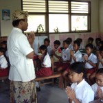 Morning Greeting in English class (ELC)